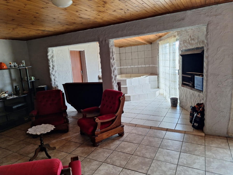 3 Bedroom Property for Sale in Hartbeesfontein North West